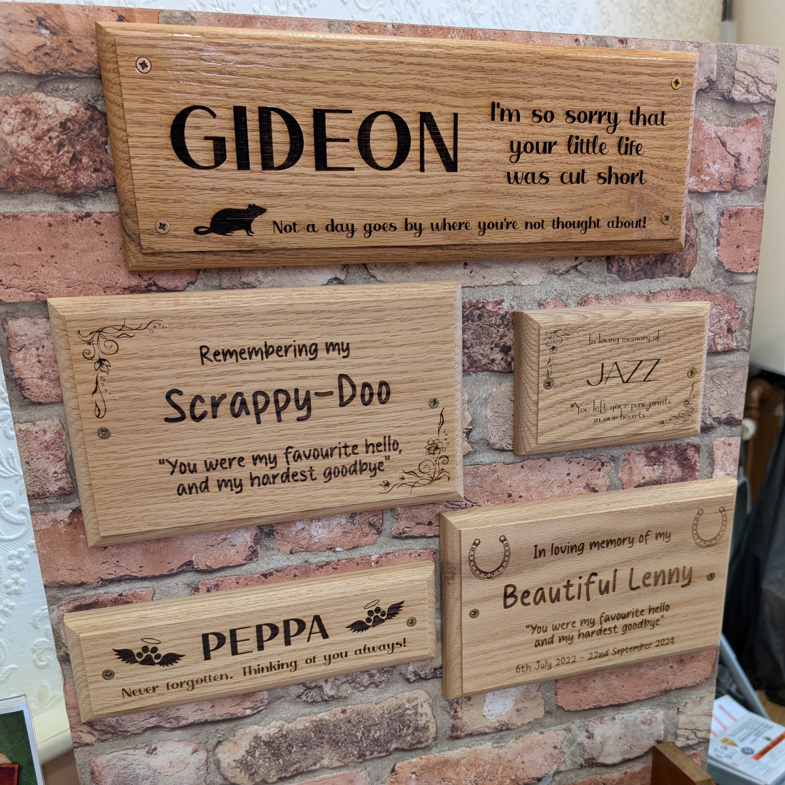 Oak Memorial Plaque 15" x 5"